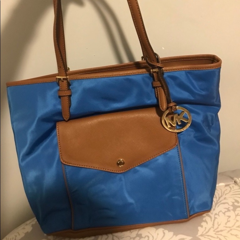 michael kors purse